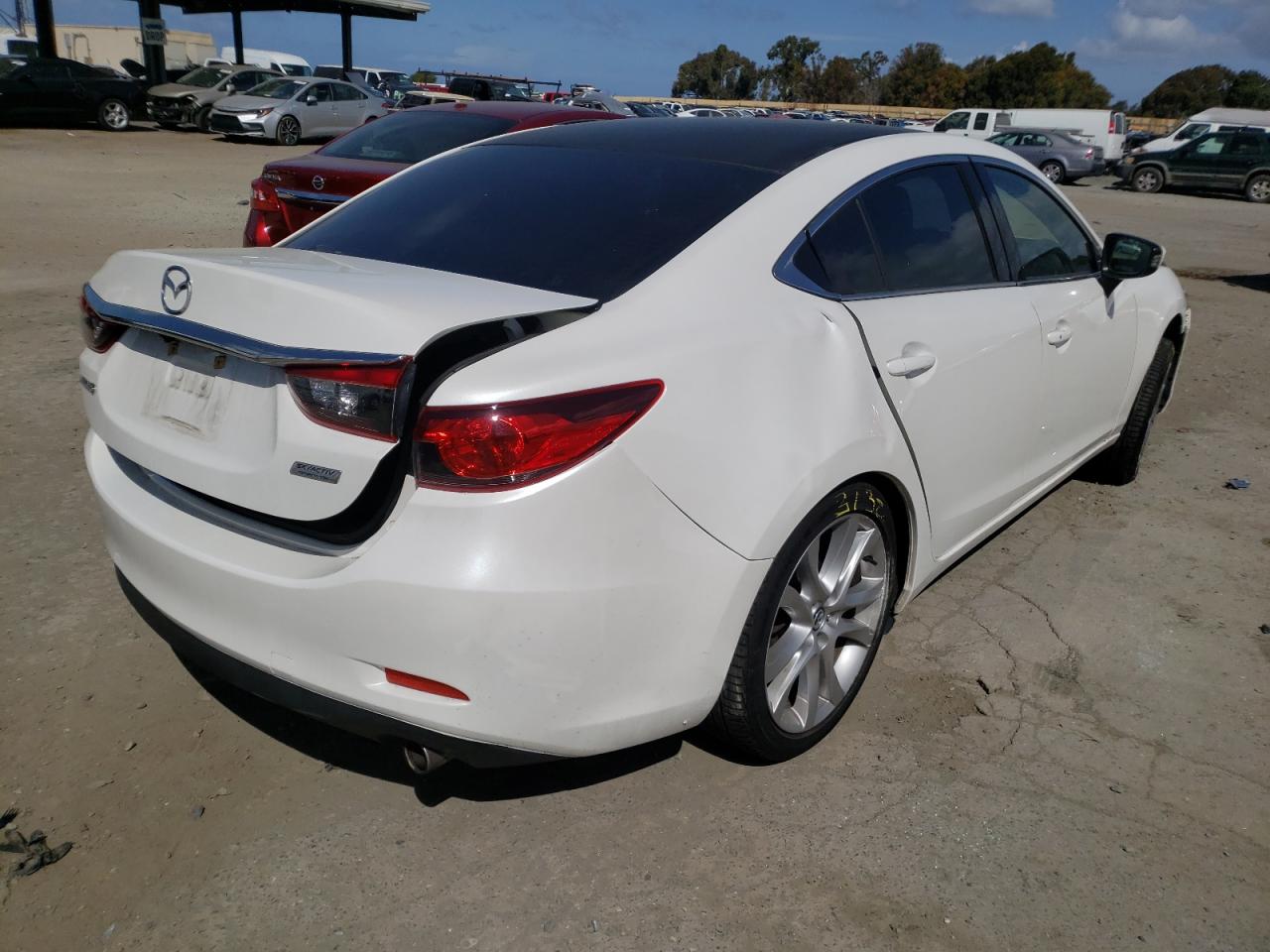Photo 4 from auction – 2015 MAZDA 6 TOURING with VIN JM1GJ1V50F1219937