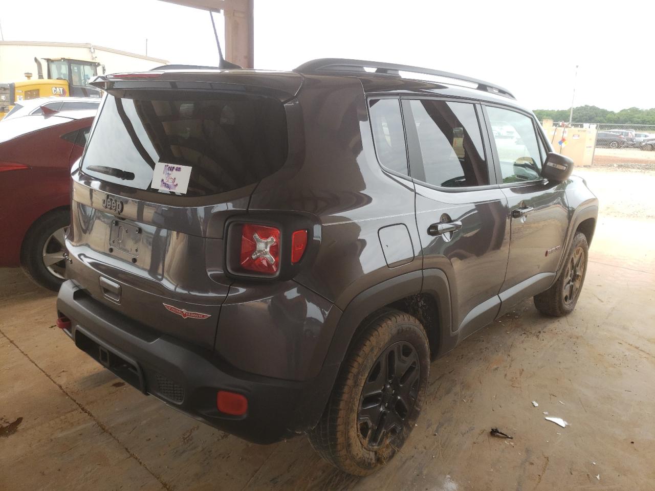 Photo 4 from auction – 2018 JEEP RENEGADE T with VIN ZACCJBCB8JPH77251