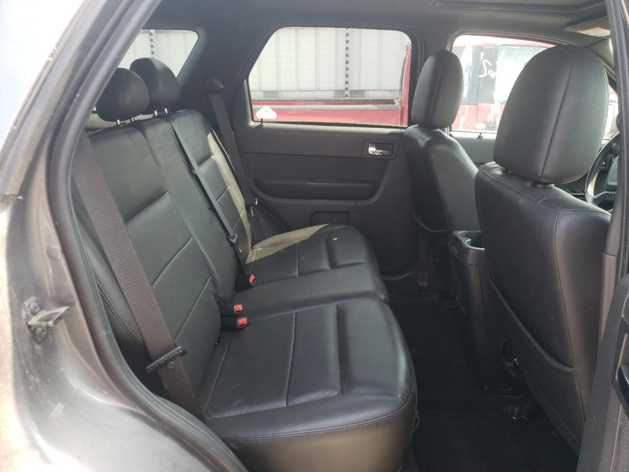 Photo 6 from auction – 2009 FORD ESCAPE LIM with VIN 1FMCU94G89KD07202