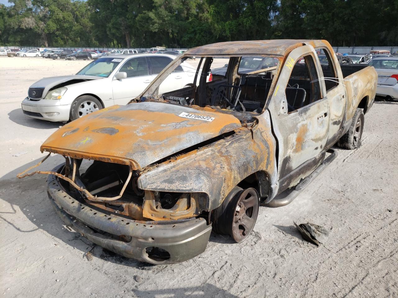 Photo 2 from auction – 2002 DODGE RAM 1500 with VIN 1D7HA18N32S714059