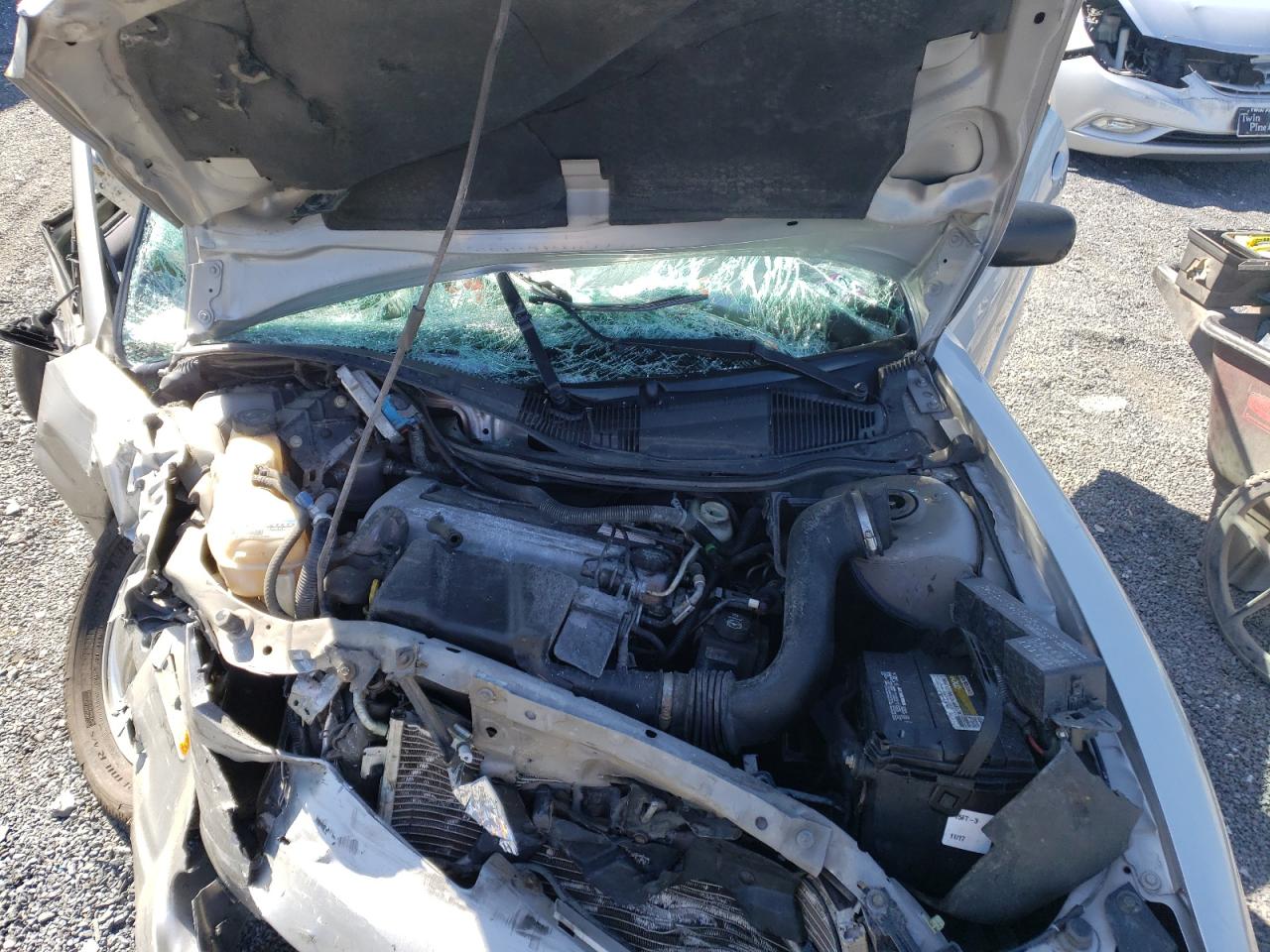 Photo 7 from auction – 2005 PONTIAC SUNFIRE with VIN 3G2JB12F95S128733