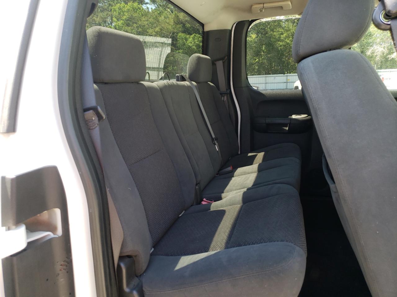 Photo 6 from auction – 2008 CHEVROLET silverado with VIN 1GCEC19C78Z103052