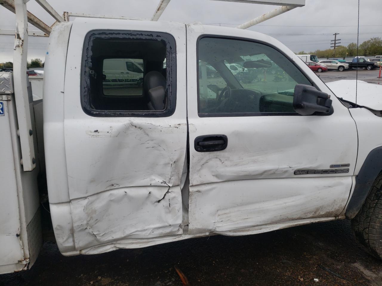 Photo 10 from auction – 2007 GMC SIERRA C25 with VIN 1GDHC29D77E108491