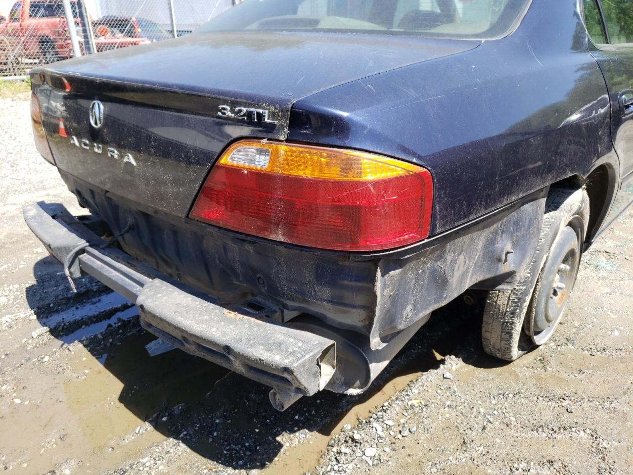 Photo 9 from auction – 2000 ACURA 3.2TL with VIN 19UUA566XYA062195