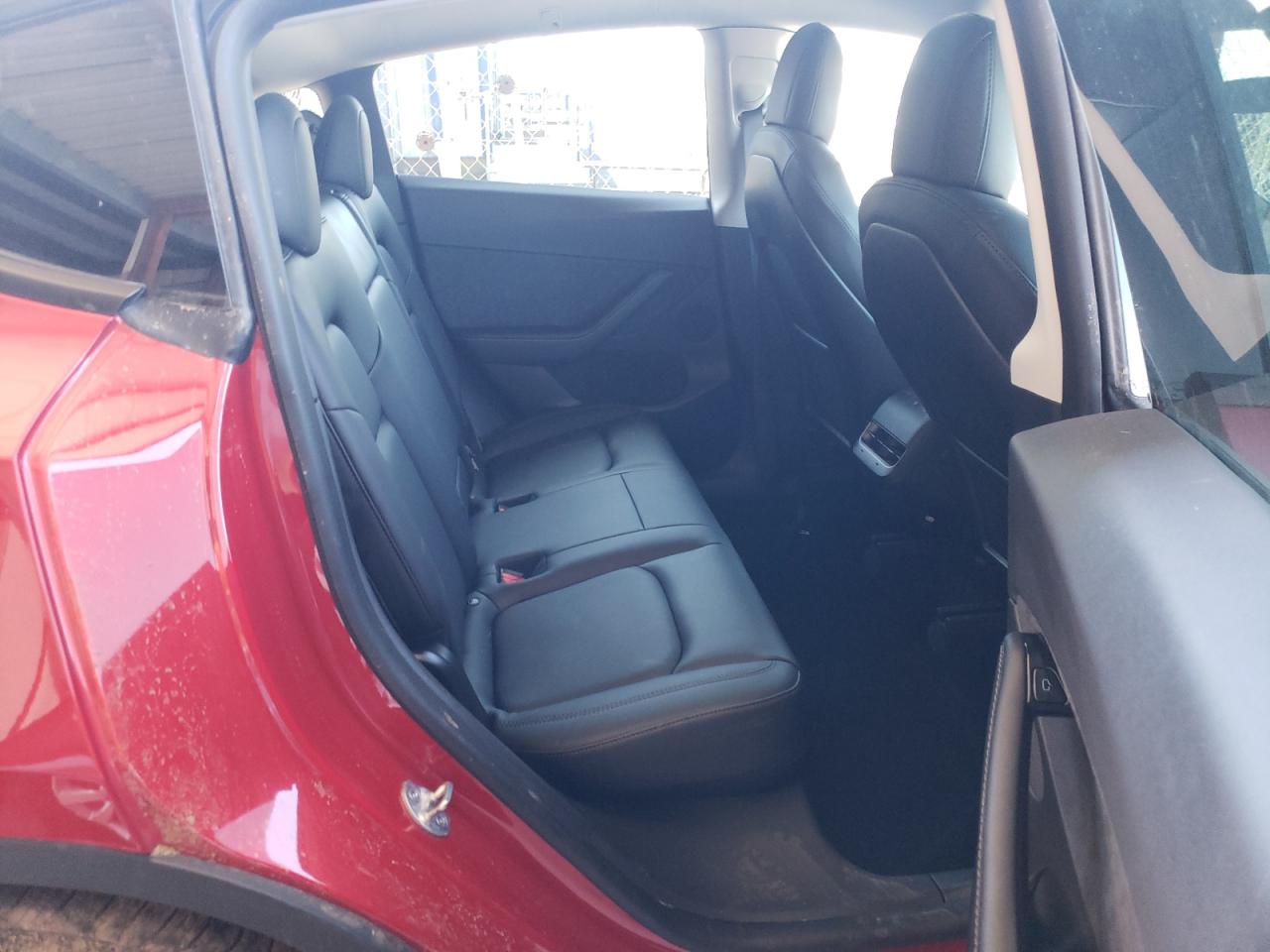 Photo 6 from auction – 2021 TESLA MODEL Y with VIN 5YJYGDEE1MF075694