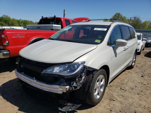 Photo 2 from auction – 2017 CHRYSLER PACIFICA T with VIN 2C4RC1EG3HR560476