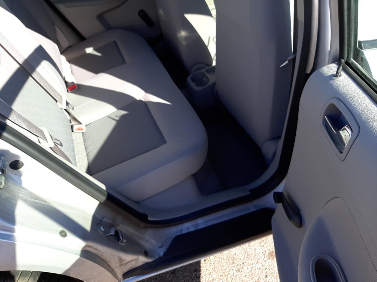 Photo 6 from auction – 2006 CHEVROLET COBALT LS with VIN 1G1AK55F067871305