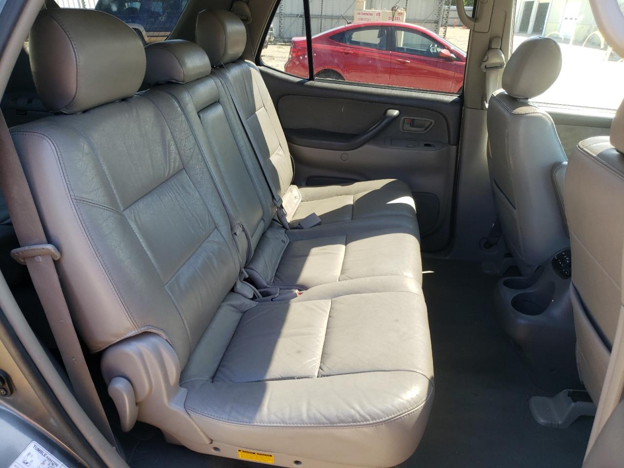 Photo 6 from auction – 2006 TOYOTA SEQUOIA SR with VIN 5TDZT34A46S269448