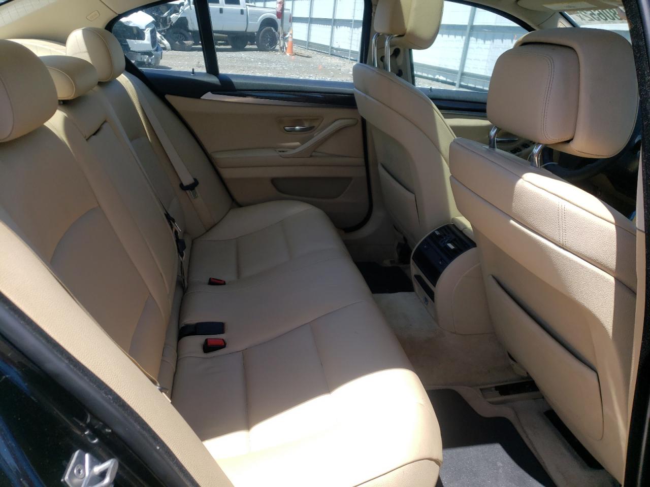 Photo 6 from auction – 2012 BMW 528 XI with VIN WBAXH5C56CDW06912