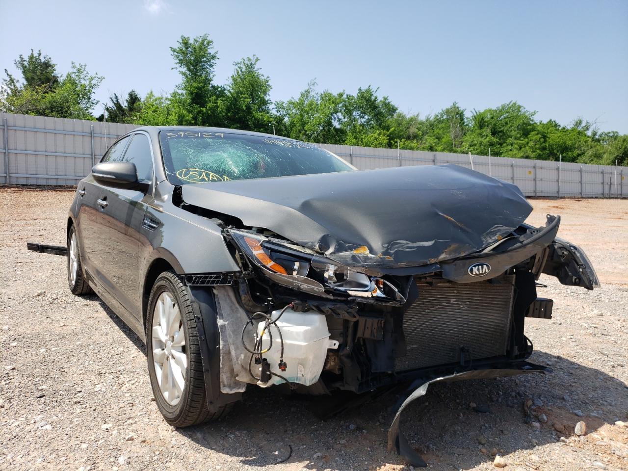 KIA OPTIMA EX 2015 with VIN 5XXGN4A72FG395129 - Photo from auction