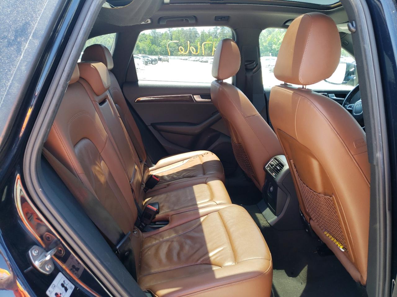 Photo 6 from auction – 2011 AUDI Q5 PREMIUM with VIN WA1LFAFP0BA107014