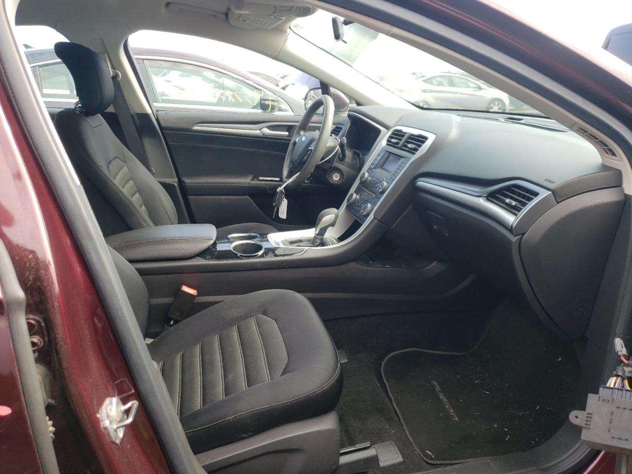 Photo 5 from auction – 2013 FORD FUSION SE with VIN 3FA6P0H7XDR117488