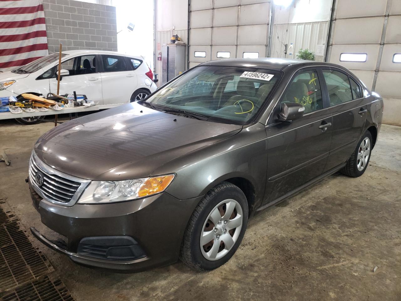 Photo 2 from auction – 2010 KIA OPTIMA with VIN KNAGG4A88A5448879