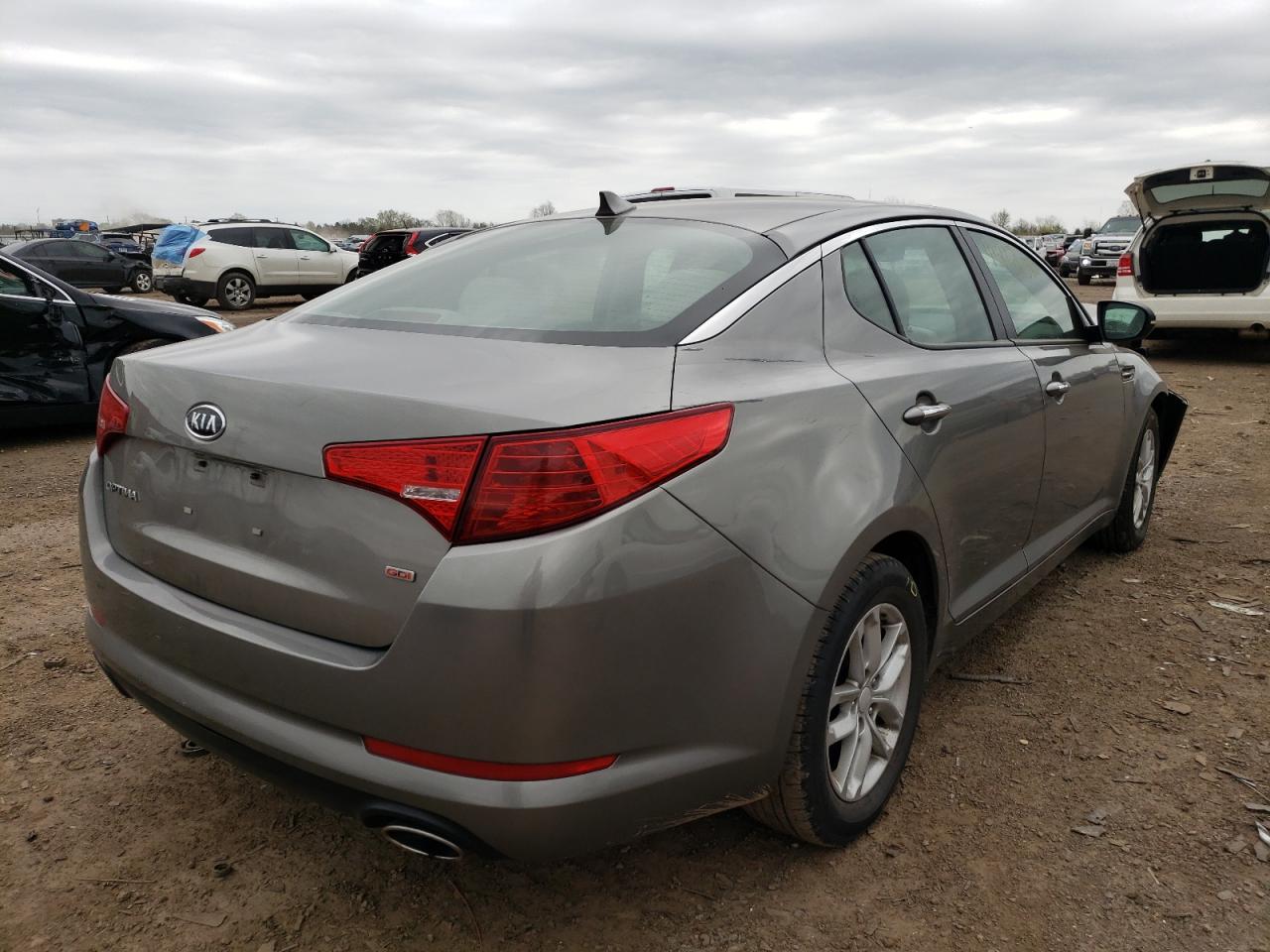 Photo 4 from auction – 2012 KIA OPTIMA LX with VIN 5XXGM4A77CG071222
