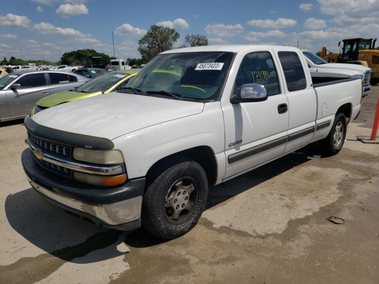 Photo 2 from auction – 2000 CHEVROLET SILVERADO with VIN 2GCEC19T9Y1407220