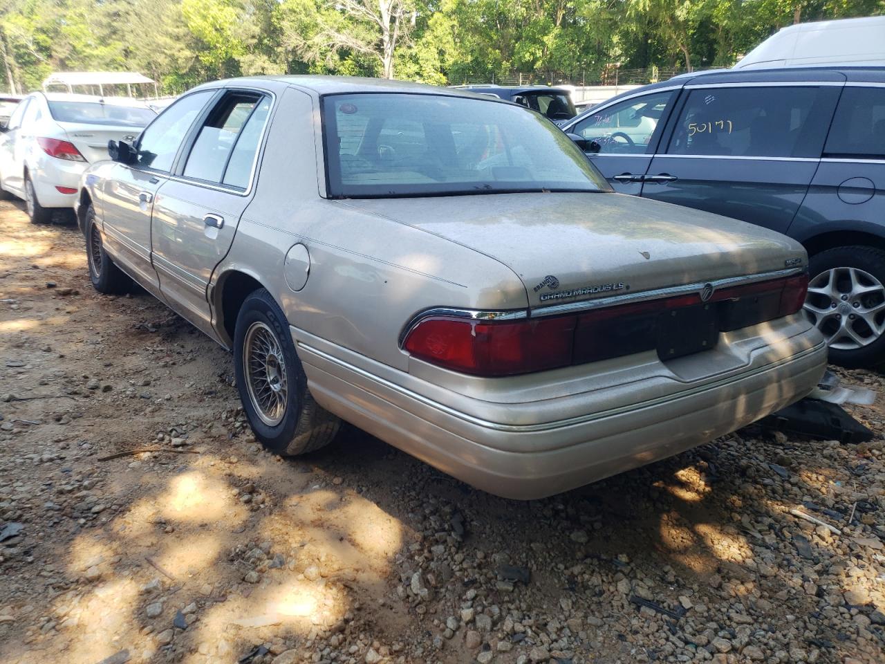 Photo 3 from auction – 1997 MERCURY GRAND MARQ with VIN 2MELM75W1VX734368