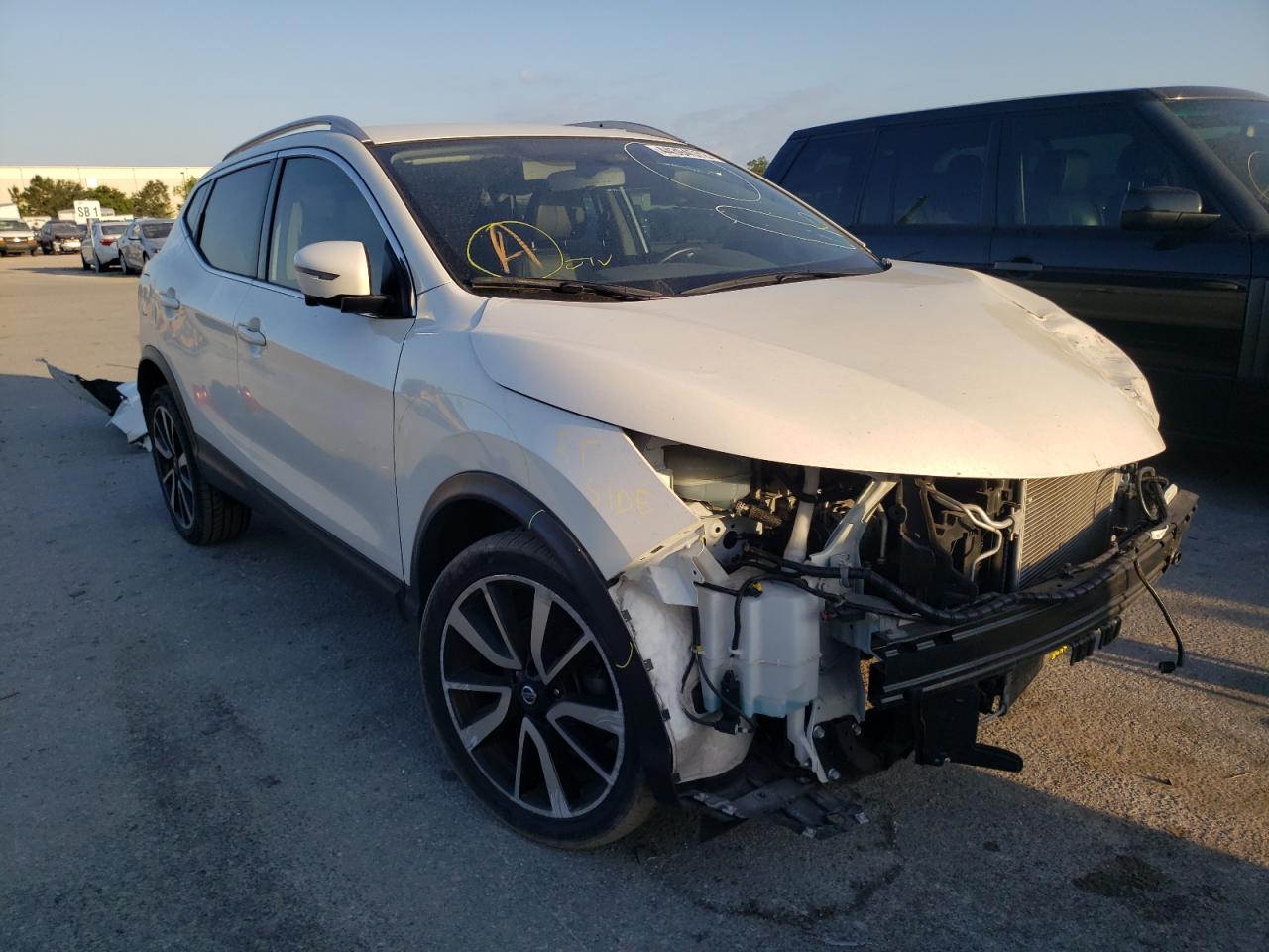 Photo 1 from auction – 2017 NISSAN ROGUE with VIN JN1BJ1CP3HW035857