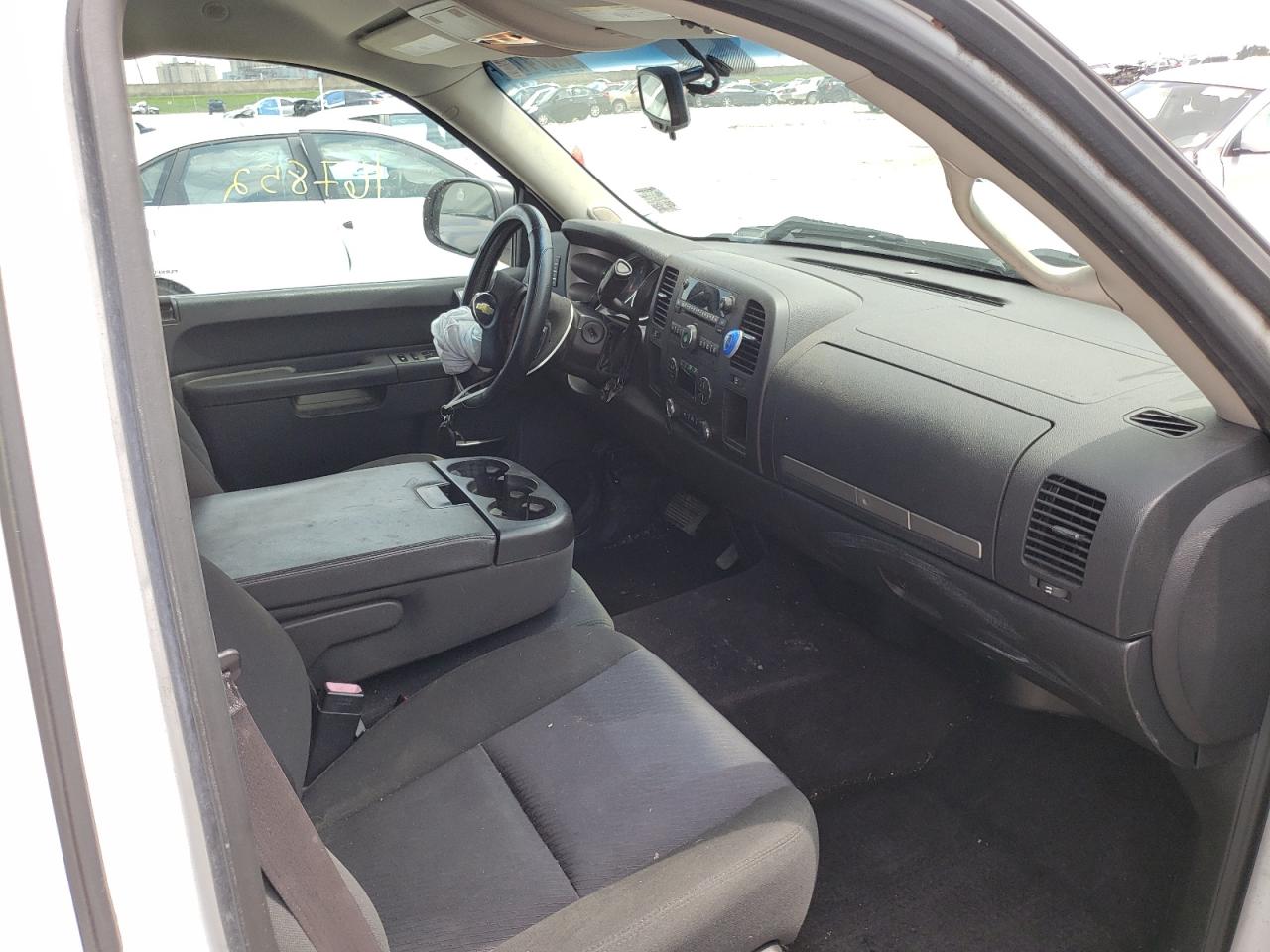 Photo 5 from auction – 2013 CHEVROLET SILVERADO with VIN 3GCPCSE04DG251776