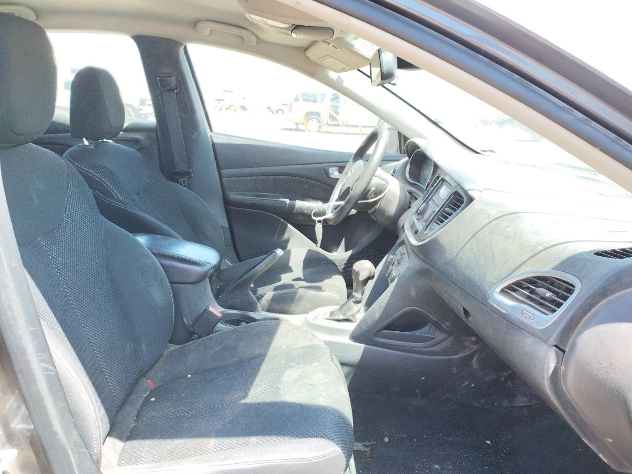 Photo 5 from auction – 2016 DODGE DART SXT with VIN 1C3CDFBBXGD613608