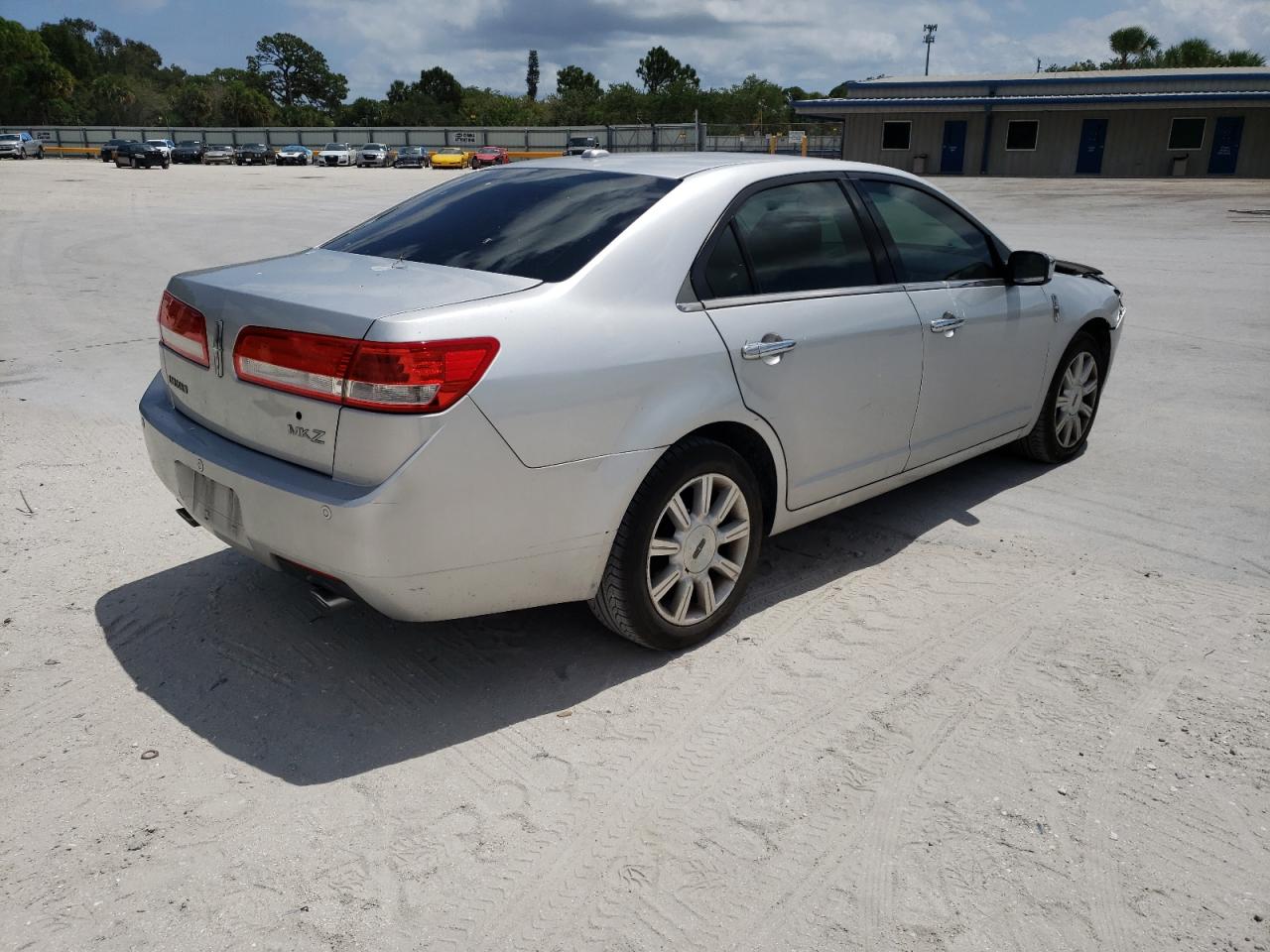 Photo 4 from auction – 2012 LINCOLN MKZ with VIN 3LNHL2GCXCR835450