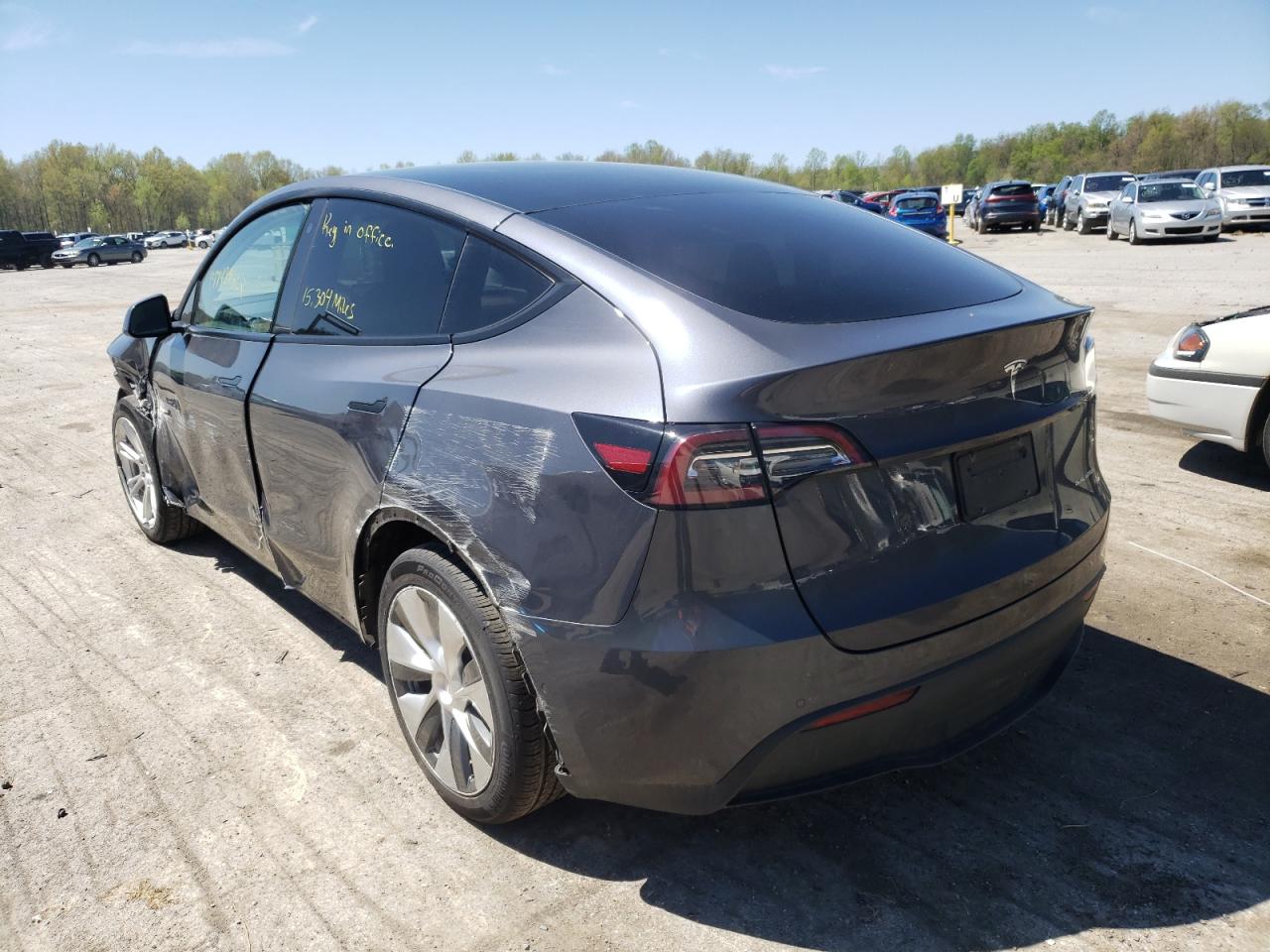 Photo 12 from auction – 2021 TESLA MODEL Y with VIN 5YJYGDEE3MF241035