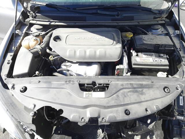 Photo 7 from auction – 2016 CHRYSLER 200 LIMITE with VIN 1C3CCCAB9GN127191