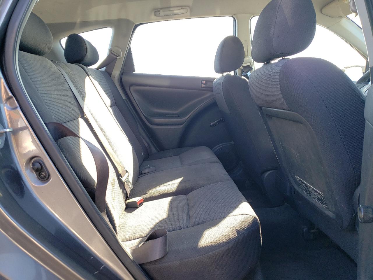 Photo 6 from auction – 2005 PONTIAC VIBE with VIN 5Y2SL638X5Z424938