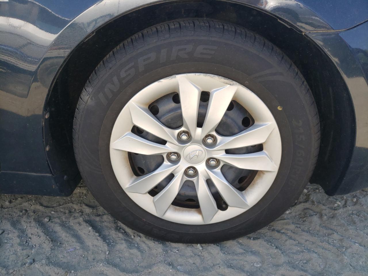 Photo 9 from auction – 2011 HYUNDAI SONATA GLS with VIN 5NPEB4AC1BH023955