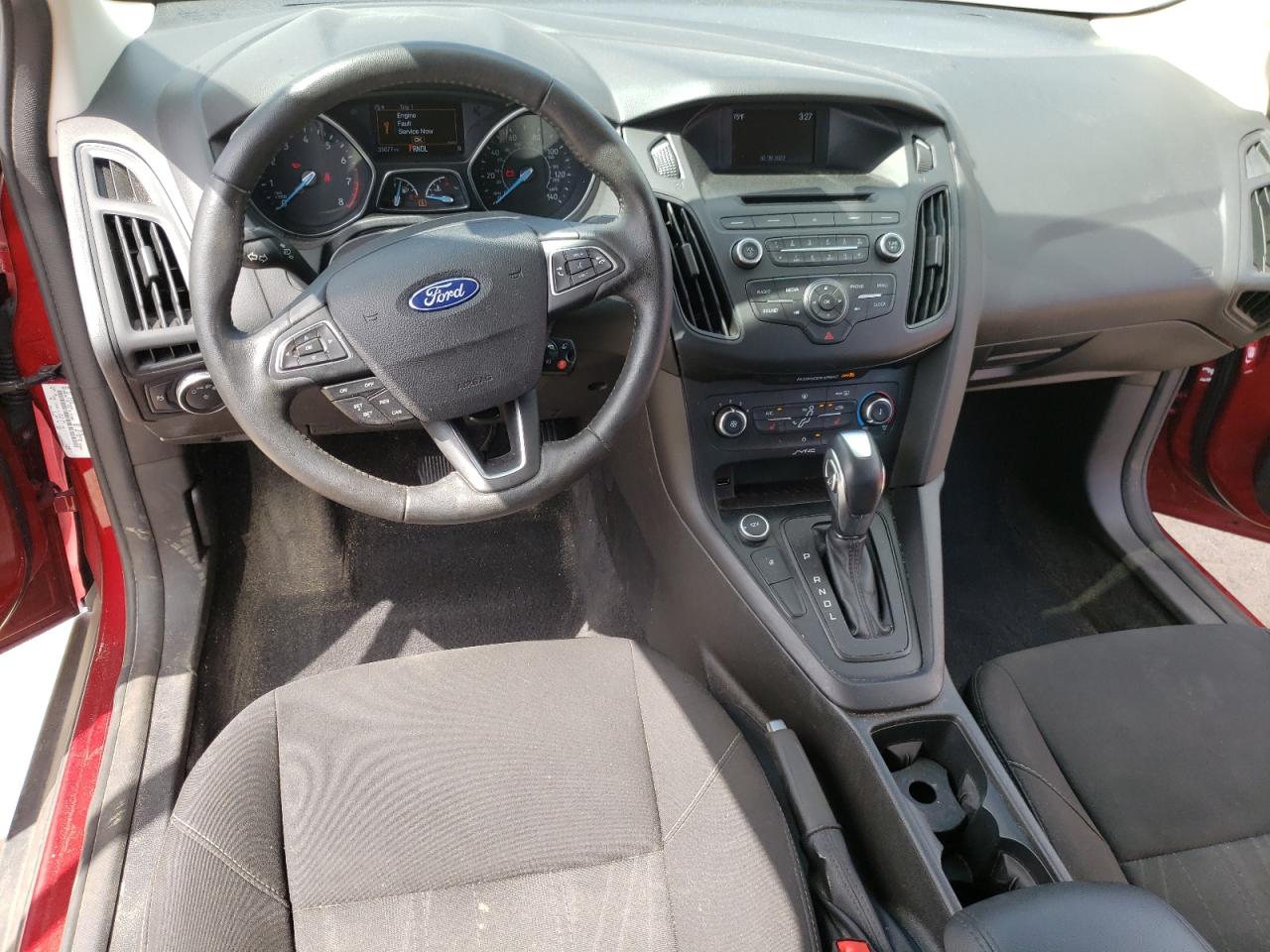 Photo 9 from auction – 2016 FORD FOCUS SE with VIN 1FADP3F27GL267092