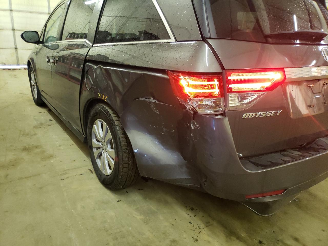 Photo 9 from auction – 2015 HONDA ODYSSEY EX with VIN 5FNRL5H65FB020243