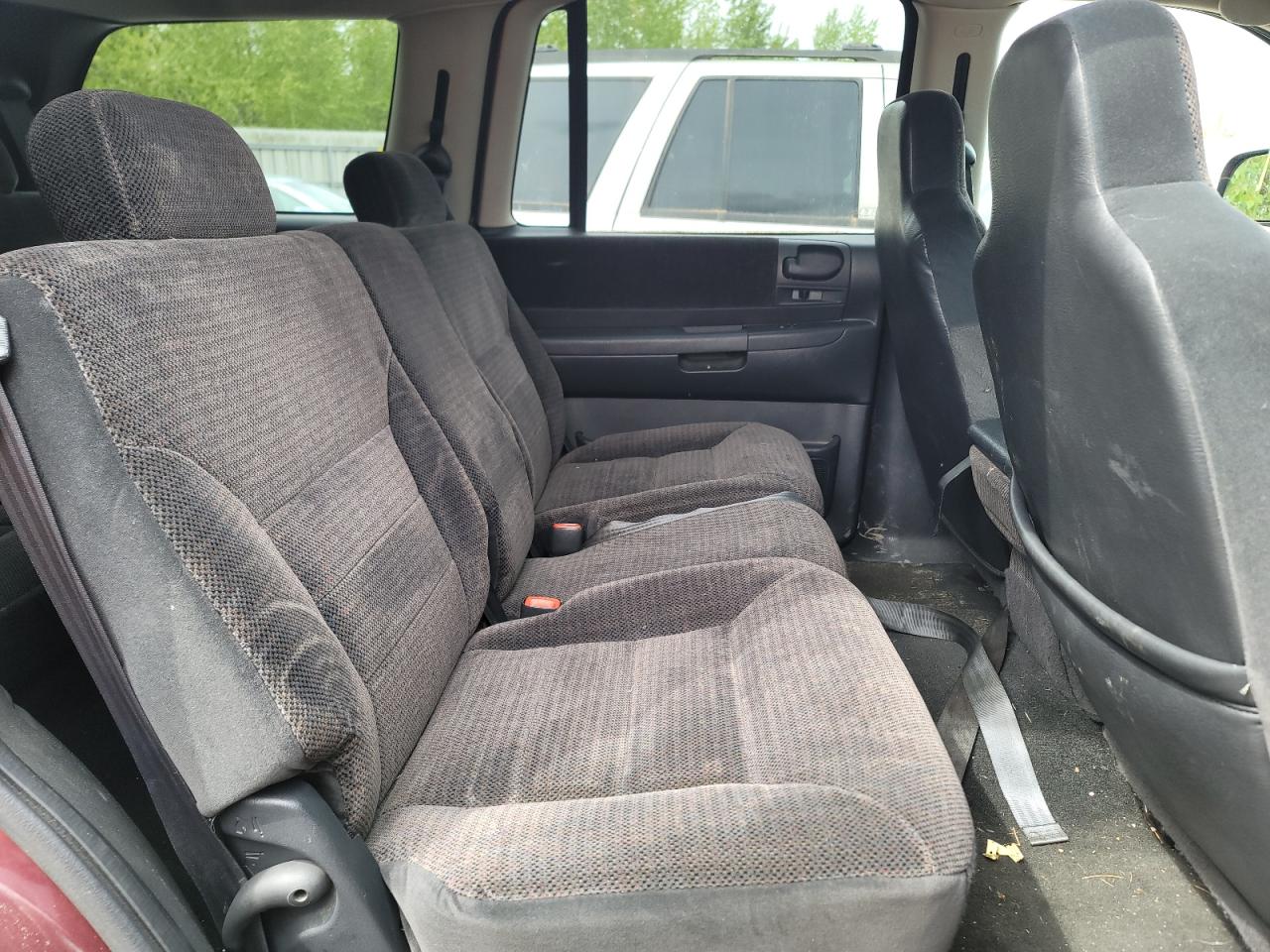 Photo 6 from auction – 2002 DODGE DURANGO SL with VIN 1B4HS48ZX2F195674