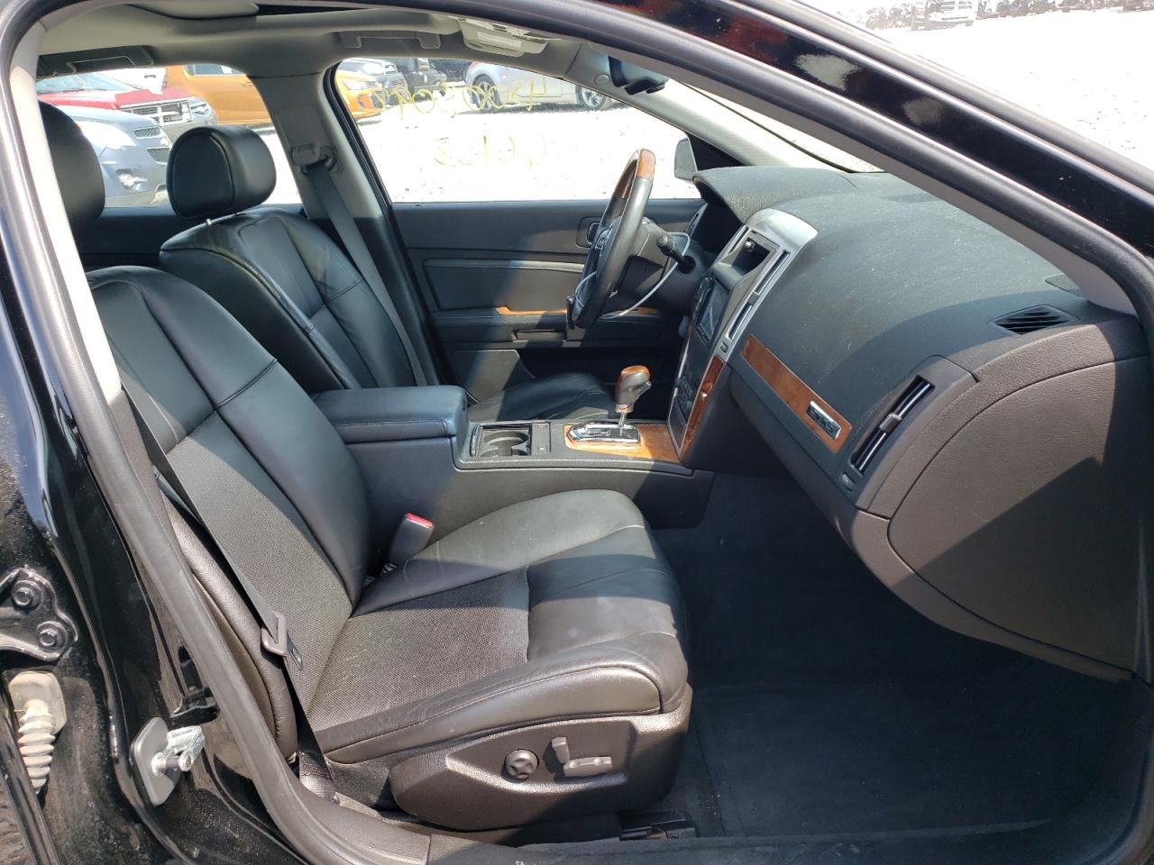Photo 5 from auction – 2008 CADILLAC STS with VIN 1G6DA67V480185087
