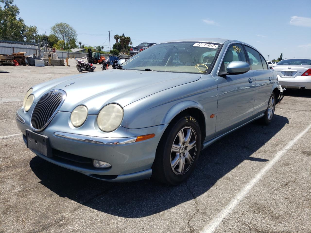 Photo 2 from auction – 2003 JAGUAR S-TYPE with VIN SAJEA01T13FM75218