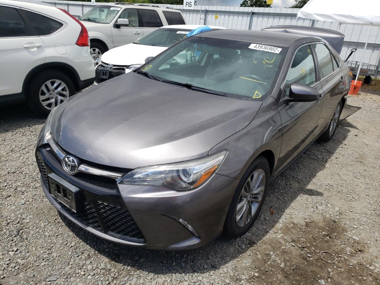 Photo 2 from auction – 2016 TOYOTA CAMRY LE with VIN 4T1BF1FK7GU143838