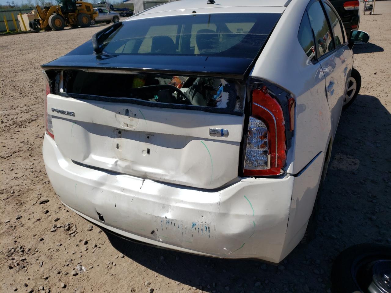 Photo 9 from auction – 2013 TOYOTA PRIUS with VIN JTDKN3DU8D5626171