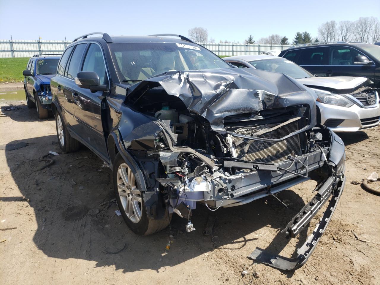 VOLVO XC90 3.2 2012 with VIN YV4952CZ1C1609334 - Photo from auction