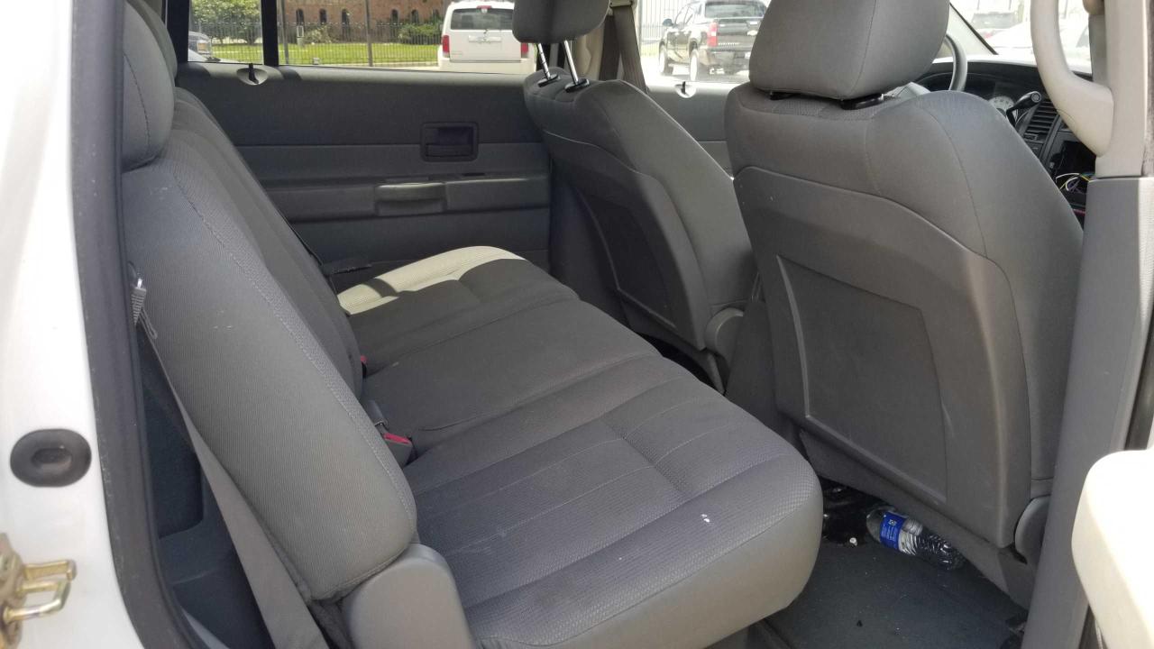 Photo 6 from auction – 2005 DODGE DURANGO ST with VIN 1D4HB38N05F616710