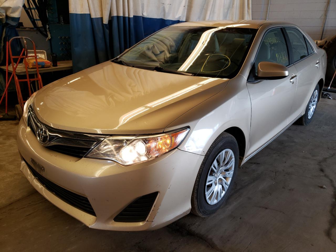 Photo 2 from auction – 2012 TOYOTA CAMRY BASE with VIN 4T1BF1FKXCU020318