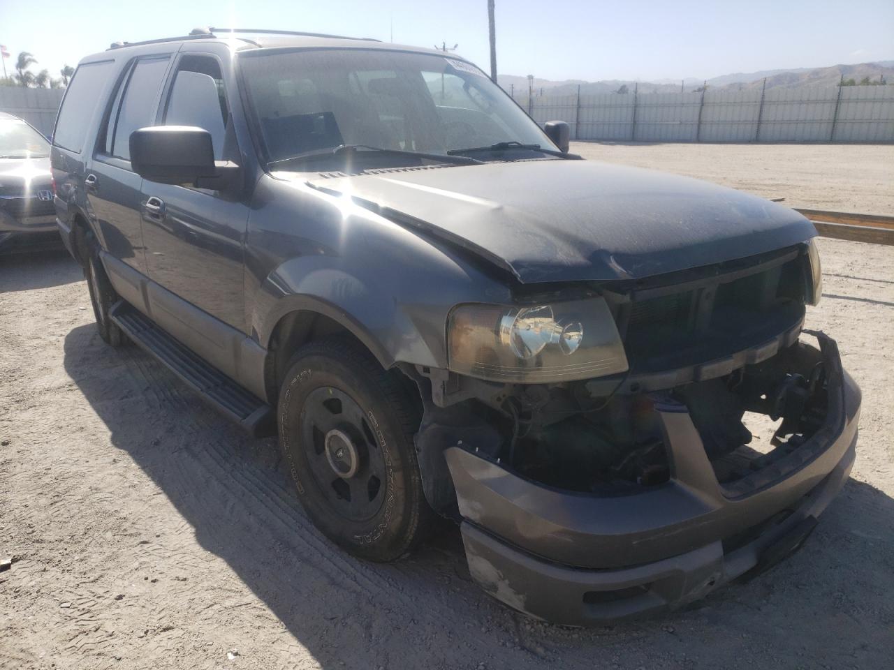 FORD EXPEDITION 2003 with VIN 1FMRU15L53LA32591 - Photo from auction