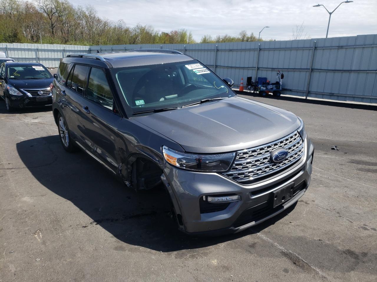 FORD EXPLORER L 2021 with VIN 1FMSK8FHXMGA86053 - Photo from auction