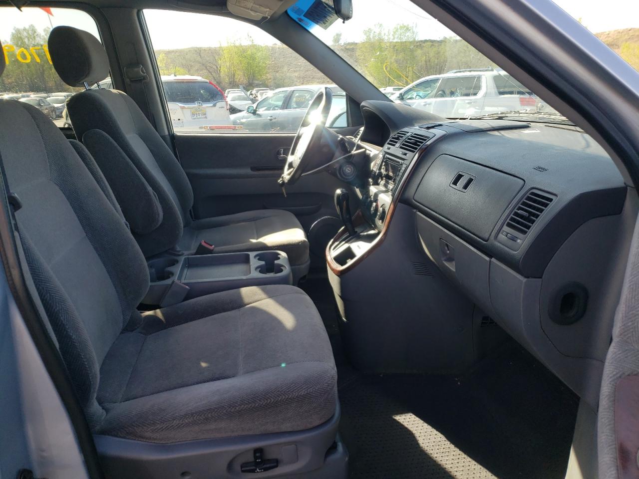Photo 5 from auction – 2002 KIA SEDONA EX with VIN KNDUP131X26285555