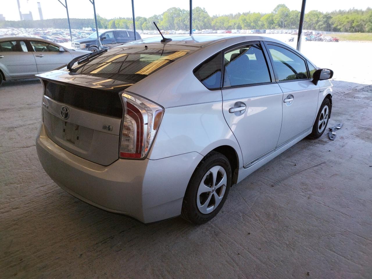 Photo 4 from auction – 2012 TOYOTA PRIUS with VIN JTDKN3DUXC5499535