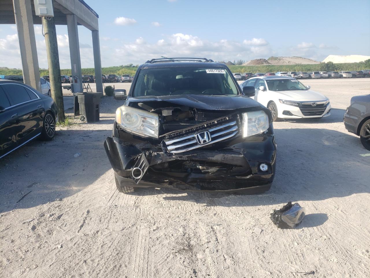 Photo 9 from auction – 2014 HONDA PILOT TOUR with VIN 5FNYF3H97EB010507