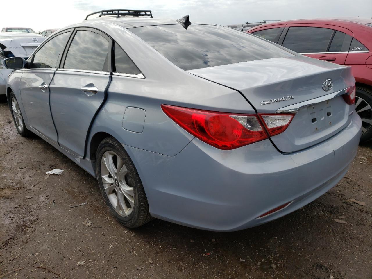 Photo 3 from auction – 2012 HYUNDAI SONATA SE with VIN 5NPEC4AC8CH447860