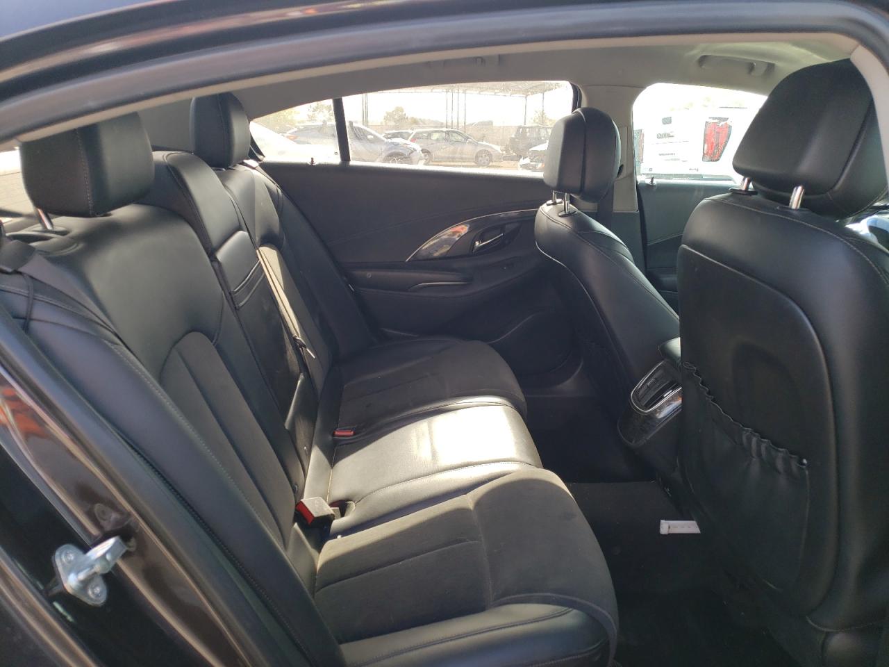 Foto 6 de la subasta – 2014 BUICK LACROSSE con VIN 1G4GA5GR1EF151586