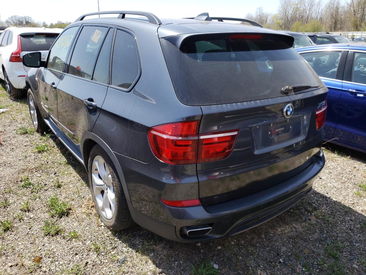Photo 3 from auction – 2011 BMW X5 XDRIVE5 with VIN 5UXZV8C53BL417336