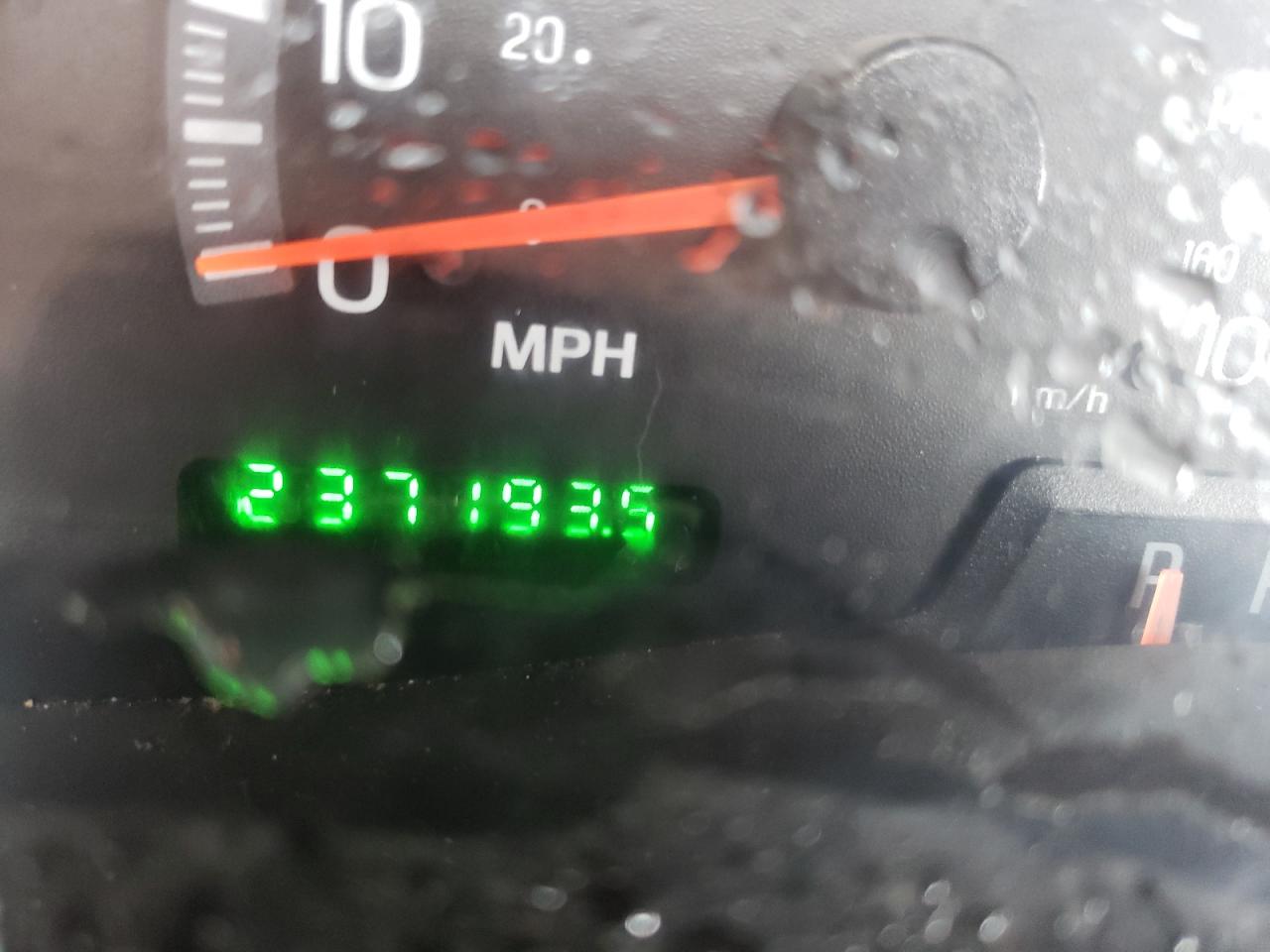 Photo 8 from auction – 2001 FORD F150 SUPER with VIN 1FTRW08L41KF48593
