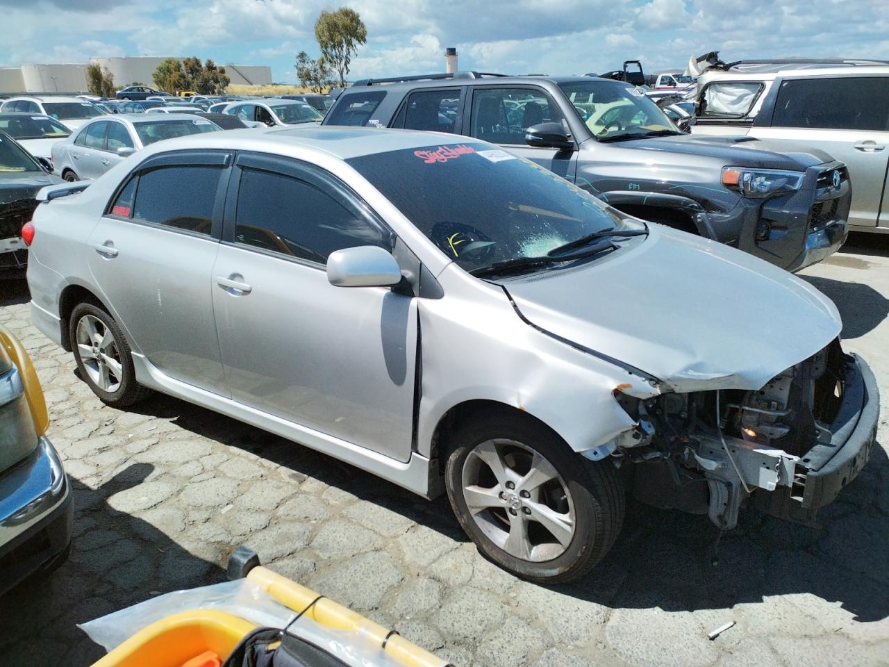 TOYOTA COROLLA BA 2011 with VIN 2T1BU4EE2BC726279 - Photo from auction