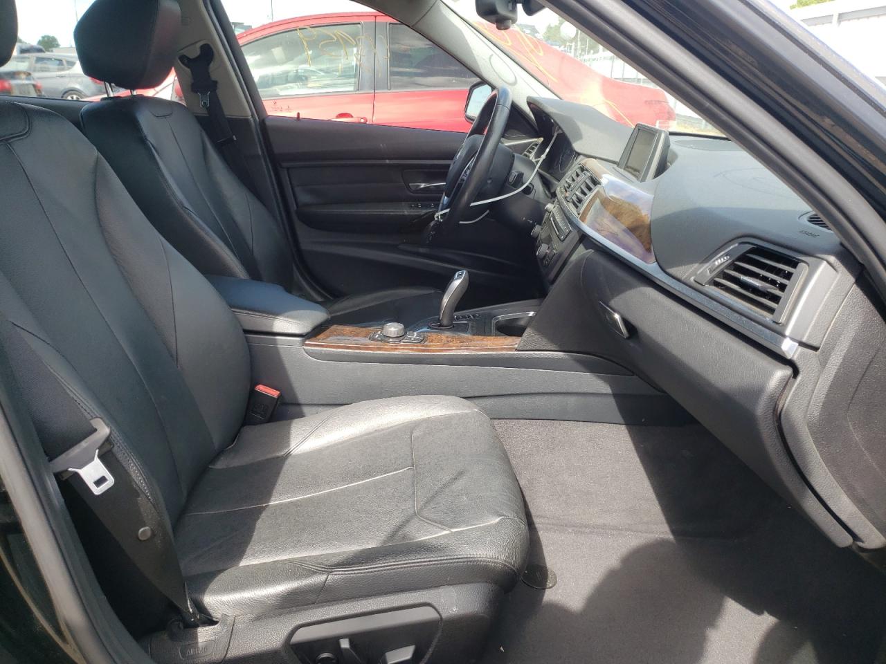 Photo 5 from auction – 2015 BMW 328 I with VIN WBA3A5G56FNS85353
