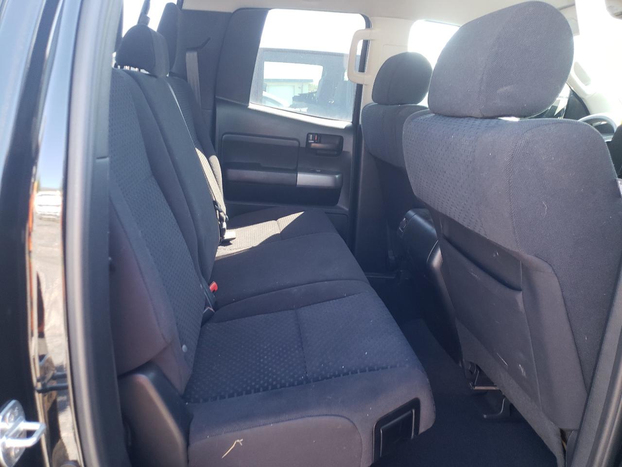 Photo 6 from auction – 2012 TOYOTA TUNDRA DOU with VIN 5TFUY5F13CX210417